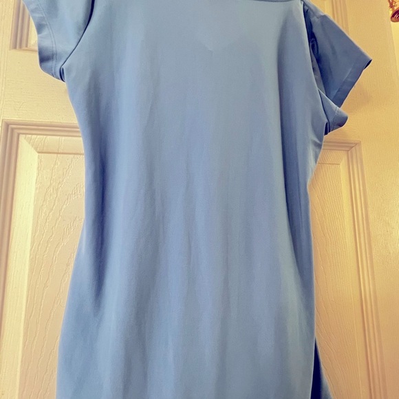 Kenneth Cole New York cornflower blue top in excellent condition.  Size large - Picture 2 of 3